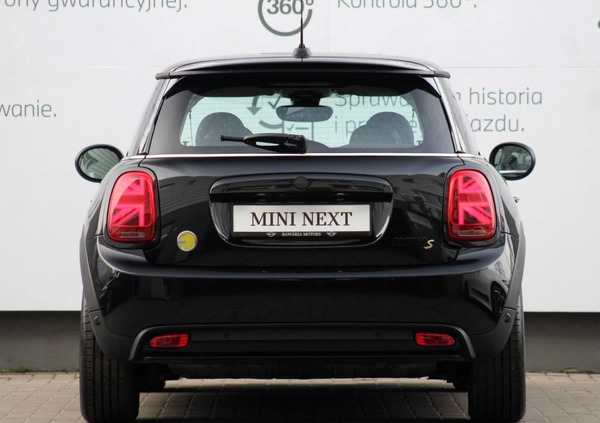 MINI Cooper cena 119900 przebieg: 8300, rok produkcji 2022 z Stawiski małe 326